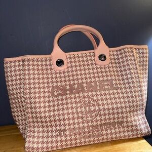 Chanel 21 Rue Cambon Pink Vintage Bag Paris